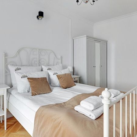 Dlugi Targ Street, Main Old Town & Riverside By Downtown Apartments 格但斯克 外观 照片