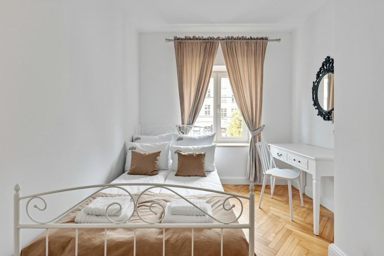Dlugi Targ Street, Main Old Town & Riverside By Downtown Apartments 格但斯克 外观 照片
